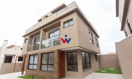Sobrado para venda em Tingui de 104.00m² com 3 Quartos, 1 Suite e 2 Garagens