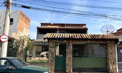 Casa para venda em Jardim Da Alvorada de 200.00m² com 3 Quartos, 1 Suite e 4 Garagens