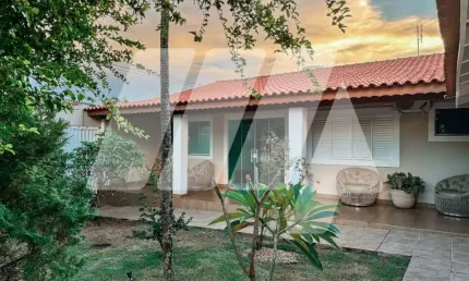 Casa para venda em Centro de 359.00m² com 4 Quartos e 2 Suites