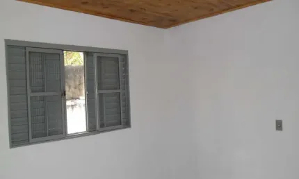 Casa para alugar em Jardim Morada Do Sol de 60.00m² com 1 Quarto e 2 Garagens