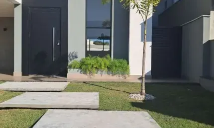Casa para venda em Água Seca de 234.00m² com 3 Quartos, 3 Suites e 3 Garagens
