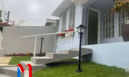 Casa para venda e aluguel em Jardim Do Mar de 300.00m² com 5 Quartos e 4 Garagens