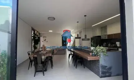 Casa de Condomínio para venda em Vila Monte Alegre de 226.00m² com 3 Quartos, 1 Suite e 2 Garagens