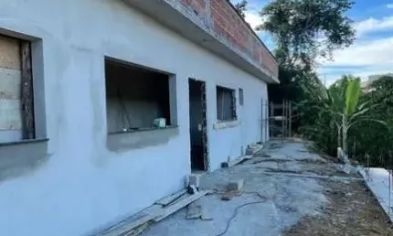 Casa para venda em Monet de 220.00m² com 2 Quartos e 3 Garagens
