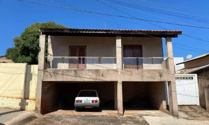 Casa para venda em Jardim Paraíso Ii de 200.00m² com 3 Quartos, 1 Suite e 2 Garagens