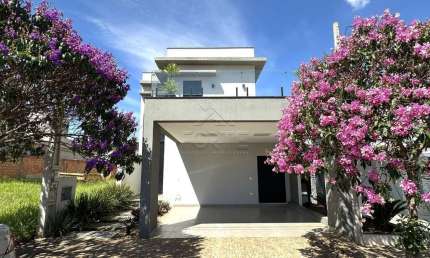 Casa de Condomínio para venda em Campestre de 200.00m² com 3 Quartos, 1 Suite e 2 Garagens