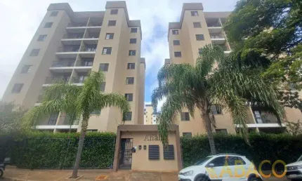 Apartamento para alugar em Centro de 52.00m² com 2 Quartos e 1 Garagem