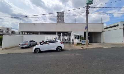 Apartamento para alugar em Jardim Abatia de 50.00m² com 2 Quartos e 1 Garagem