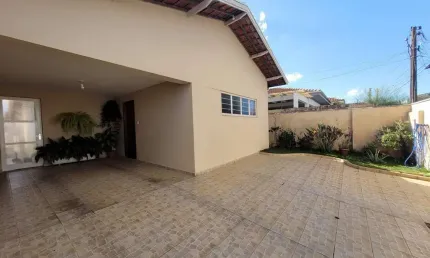 Casa para venda em Jardim Paraíso de 154.00m² com 3 Quartos, 1 Suite e 6 Garagens