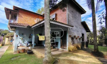Casa para venda em Chácara Real de 152.00m² com 3 Quartos, 1 Suite e 5 Garagens