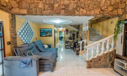 Casa para venda em Freguesia (ilha Do Governador) de 518.00m² com 5 Quartos, 1 Suite e 5 Garagens