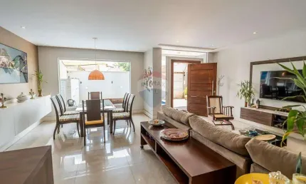 Casa para venda em Taquara de 161.00m² com 4 Quartos, 1 Suite e 2 Garagens