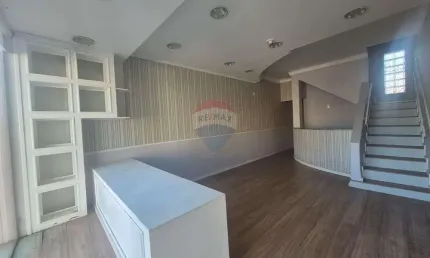 Sala Comercial para alugar em Vila Rezende de 115.00m²