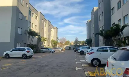 Casa para alugar em Jardim Ipanema de 50.00m² com 2 Quartos e 1 Garagem