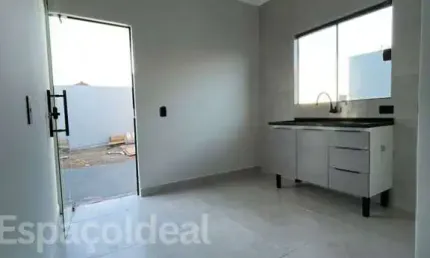 Casa para venda em Jardim Carolina de 54.00m² com 2 Quartos e 2 Garagens