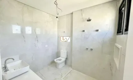 Casa de Condomínio para venda em Alphaville Residencial Dois de 560.00m² com 4 Quartos, 4 Suites e 6 Garagens
