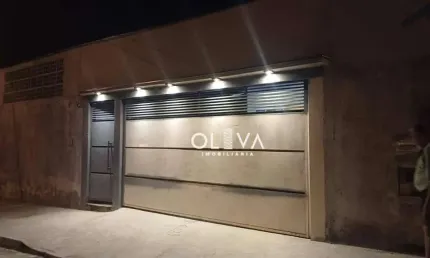 Casa para alugar em Fraternidade de 90.00m² com 2 Quartos, 1 Suite e 2 Garagens