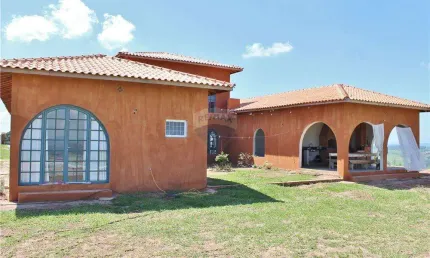 Chácara para venda em Recanto Dos Reis de 365.00m² com 4 Quartos, 1 Suite e 4 Garagens