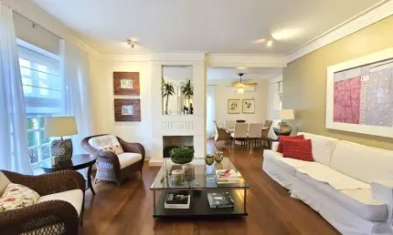 Casa de Condomínio para venda em Tijuco Das Telhas de 610.00m² com 3 Quartos e 4 Garagens