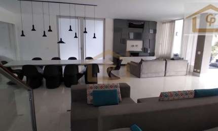 Casa para venda em Golf Gardens de 700.00m² com 4 Quartos, 4 Suites e 4 Garagens