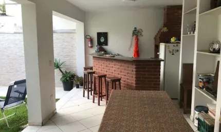 Prédio Comercial para venda em Jardim Armênia de 280.00m² com 4 Quartos, 1 Suite e 4 Garagens