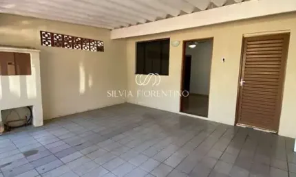 Casa para venda em Parque São Cristóvão de 125.00m² com 2 Quartos e 2 Garagens