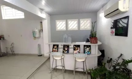 Casa para alugar em JARDIM BELA VISTA de 245.43m² com 3 Quartos, 1 Suite e 3 Garagens