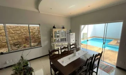 Casa para venda em PARQUE BRASIL 500 de 253.00m² com 3 Quartos, 1 Suite e 4 Garagens