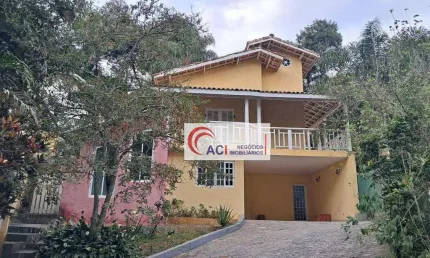 Casa de Condomínio para venda em Vila Verde de 259.00m² com 4 Quartos, 1 Suite e 4 Garagens