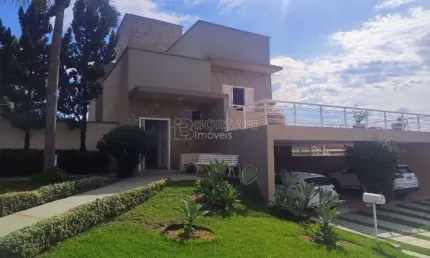 Casa de Condomínio para alugar em Altos Do Jaraguá de 298.00m² com 3 Quartos, 1 Suite e 4 Garagens