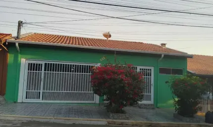 Casa para venda em Jardim Morada Do Sol de 250.00m² com 3 Quartos e 2 Garagens
