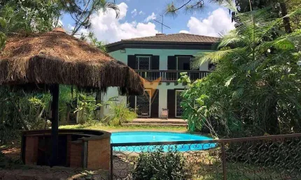 Casa para venda e aluguel em Chácara São João de 698.75m² com 3 Quartos, 3 Suites e 6 Garagens