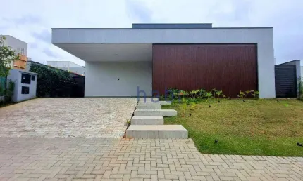 Casa de Condomínio para venda em Alphaville Nova Esplanada 3 de 265.00m² com 4 Quartos, 3 Suites e 4 Garagens