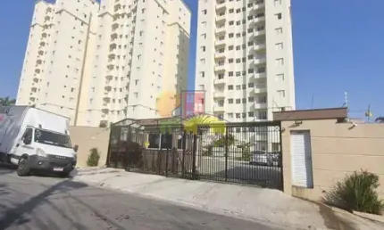 Apartamento para venda em Vila Palmares de 48.00m² com 2 Quartos e 1 Garagem
