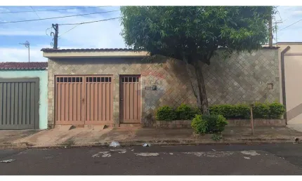 Casa para venda em Jardim Manoel Penna de 116.00m² com 3 Quartos, 2 Suites e 2 Garagens