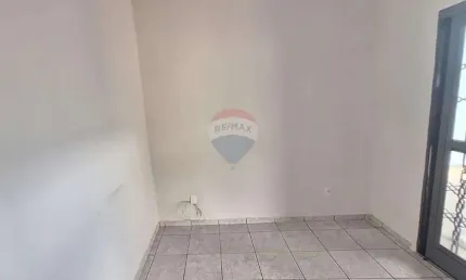 Casa de Condomínio para venda em Condomínio Santa Úrsula de 150.00m² com 3 Quartos, 1 Suite e 2 Garagens