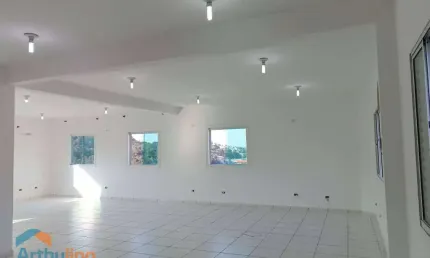 Sala Comercial para alugar em Centro (cotia) de 120.00m² com 1 Garagem