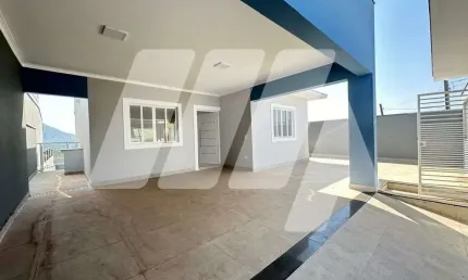 Casa para venda em São Pedro de 150.00m² com 2 Quartos, 1 Suite e 2 Garagens