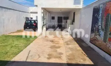 Casa para venda em Parque Das Gaivotas de 60.00m² com 1 Quarto e 4 Garagens