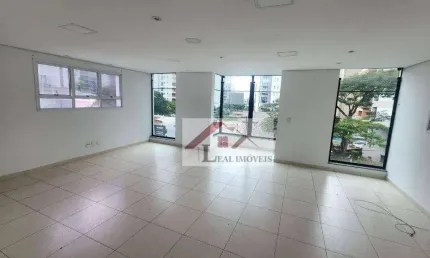 Prédio Comercial para alugar em Jardim de 195.00m² com 3 Garagens