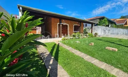 Casa para alugar em Condominio Lagoinha de 388.00m² com 6 Quartos, 2 Suites e 5 Garagens