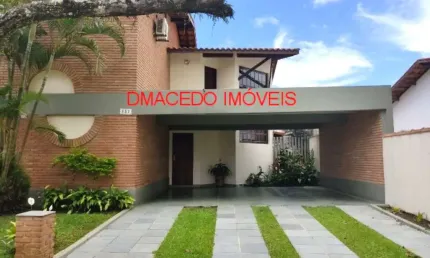 Casa para venda em Condominio Lagoinha de 359.00m² com 3 Quartos, 2 Suites e 4 Garagens
