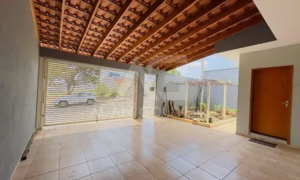 Casa para venda em Residencial Vitiello de 234.00m² com 3 Quartos e 2 Garagens