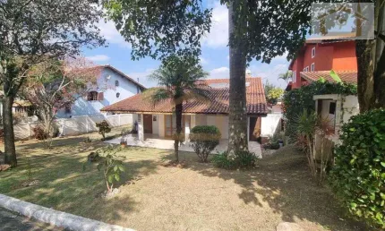 Casa para venda em Jardim Do Golf I de 397.00m² com 3 Quartos, 1 Suite e 4 Garagens