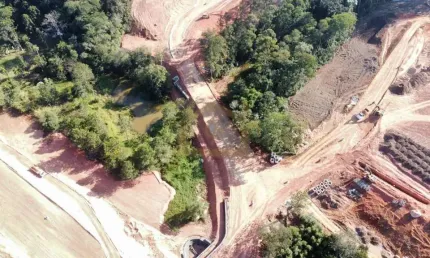 Terreno à venda na Estrada Carlos Antônio Pereira de Castro, 350, Pitas, Cotia