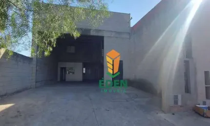 Sala Comercial para venda e aluguel em Jardim Casagrande de 150.00m² com 2 Garagens