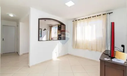 Apartamento para venda em Capão Raso de 46.00m² com 3 Quartos e 1 Garagem