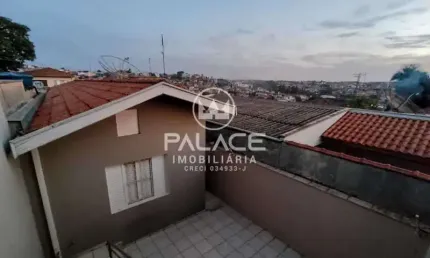 Casa para alugar em Jaraguá de 137.00m² com 3 Quartos, 1 Suite e 2 Garagens
