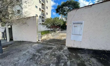 Terreno para venda em Jardim Helena Cristina de 460.00m² com 2 Quartos e 8 Garagens