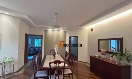 Casa para venda em Vila Bandeirantes de 337.00m² com 3 Quartos, 1 Suite e 2 Garagens
